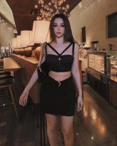 MMlive Hot girl Huyen Baby 320x400 1