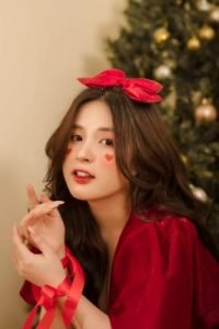 MMlive bo anh giang sinh de thuong thao nari 3 266x400 1