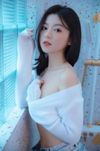 MMlive chia se bo anh trang lucy 4 267x400 1