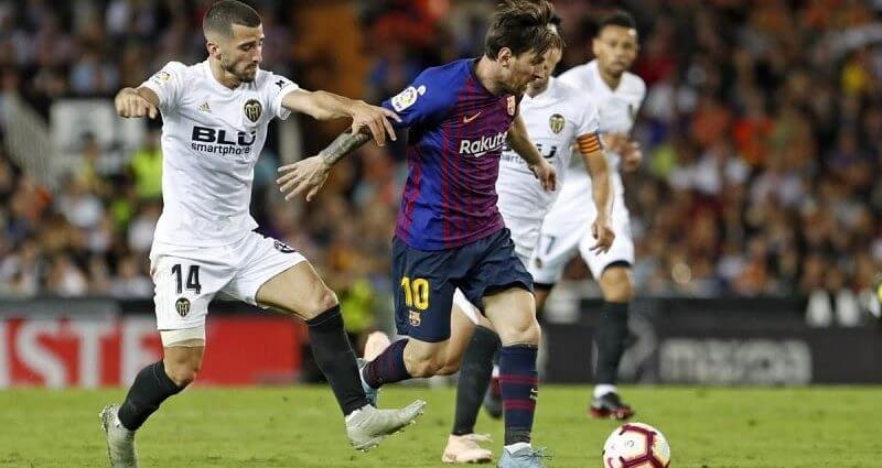 cam la gi trong bong da