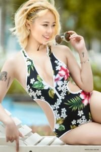 misthy anh nong dien bikini khoe duong cong nong bong khong the roi mat 3 683x1024 1 267x400 1