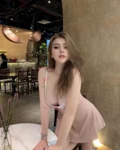 mmlive gioi thieu nguoi dep wilson nhat anh 1 320x400 1