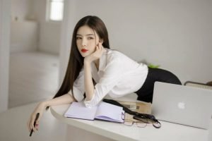 mmlive hot girl lilly luta 3 601x400 1