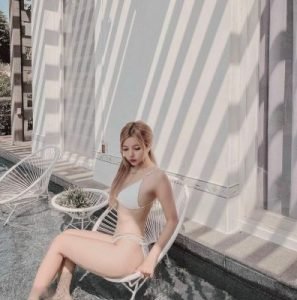 ohsusu streamer sexy tung anh nude cuc art 16 396x400 1